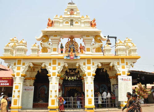 Udupi Sri Krishna Temple - Away Cabs